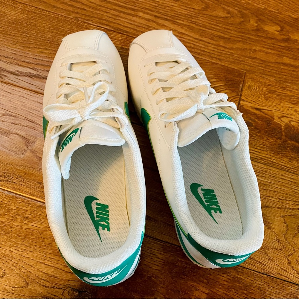 Nike Classic Cortez Sneakers - Picture 5 of 5